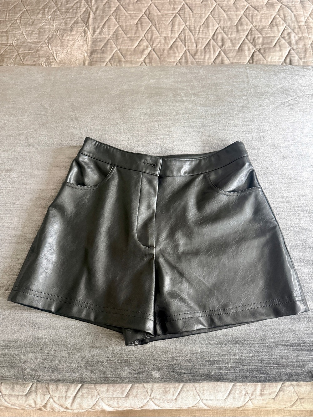 Zara Black Faux Leather High-Waist Shorts sz S